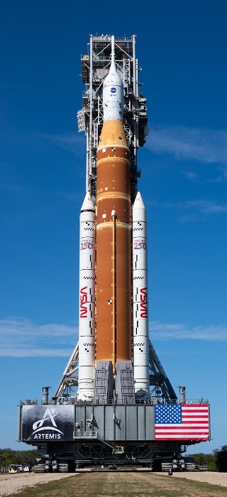 SLS (Artemis 2)